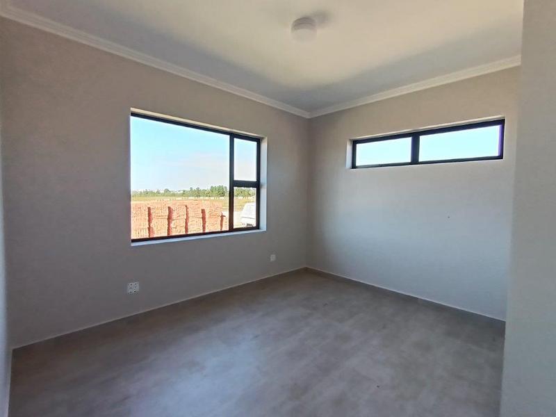 To Let 3 Bedroom Property for Rent in Kraaibosch Park Western Cape